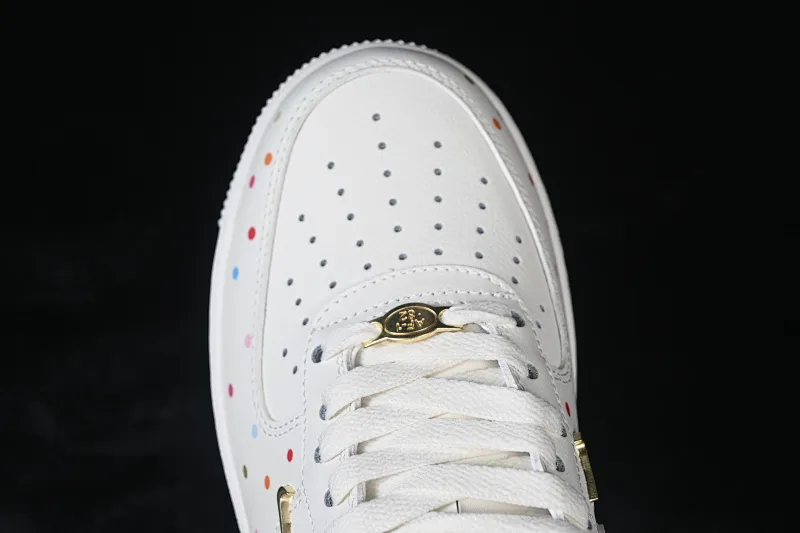 All categories Nk Air Force 1 Air Force series Nk Air Force 1 Low Air Force low top Nike Air Force 1'07 Low Two-dimensional theme Four hook color spray Air Force 1 low-top casual sneakers ZH0316-151